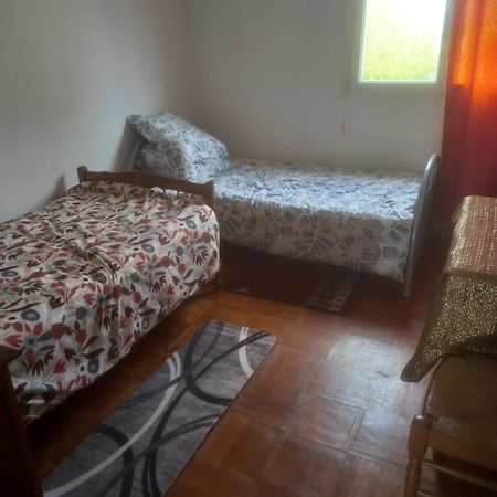 Spacieux Appartement 4 Pieces Beauvais Buitenkant foto