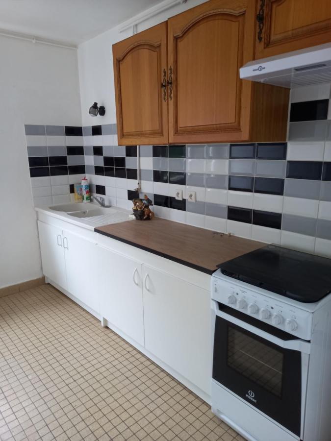 Spacieux Appartement 4 Pieces Beauvais Buitenkant foto