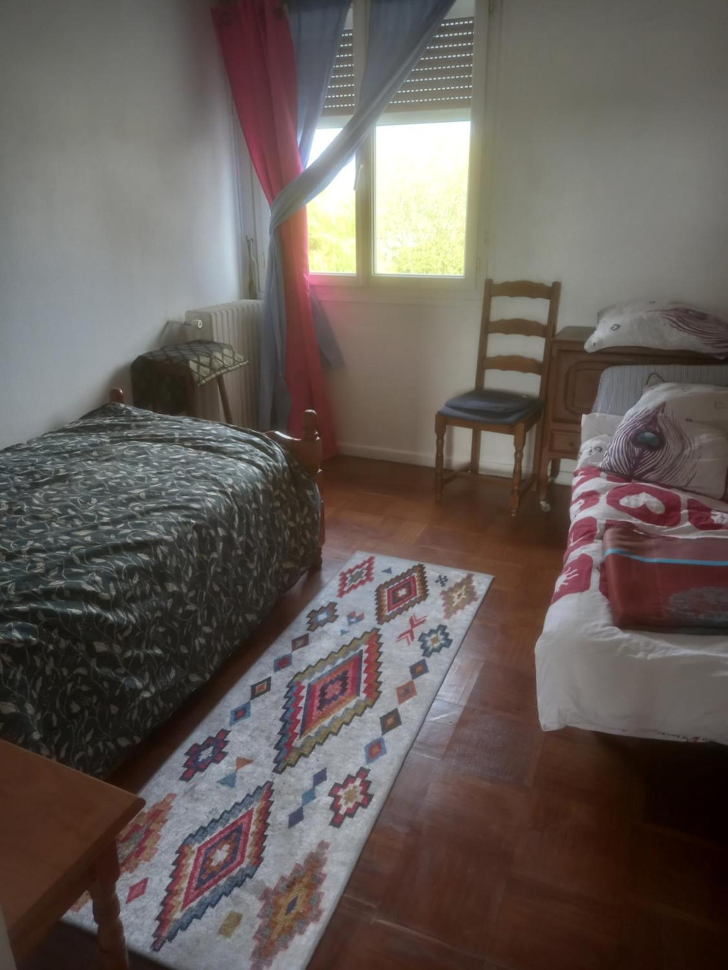 Spacieux Appartement 4 Pieces Beauvais Buitenkant foto