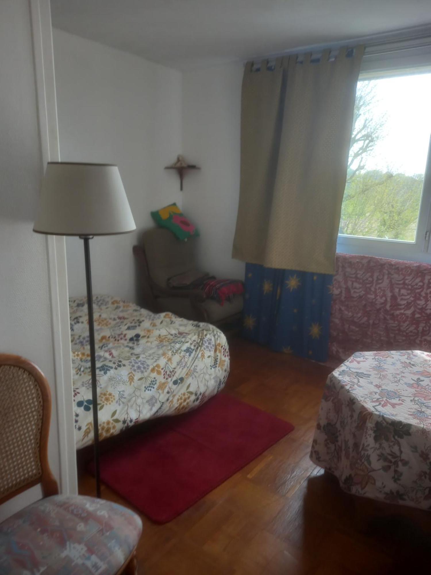 Spacieux Appartement 4 Pieces Beauvais Buitenkant foto